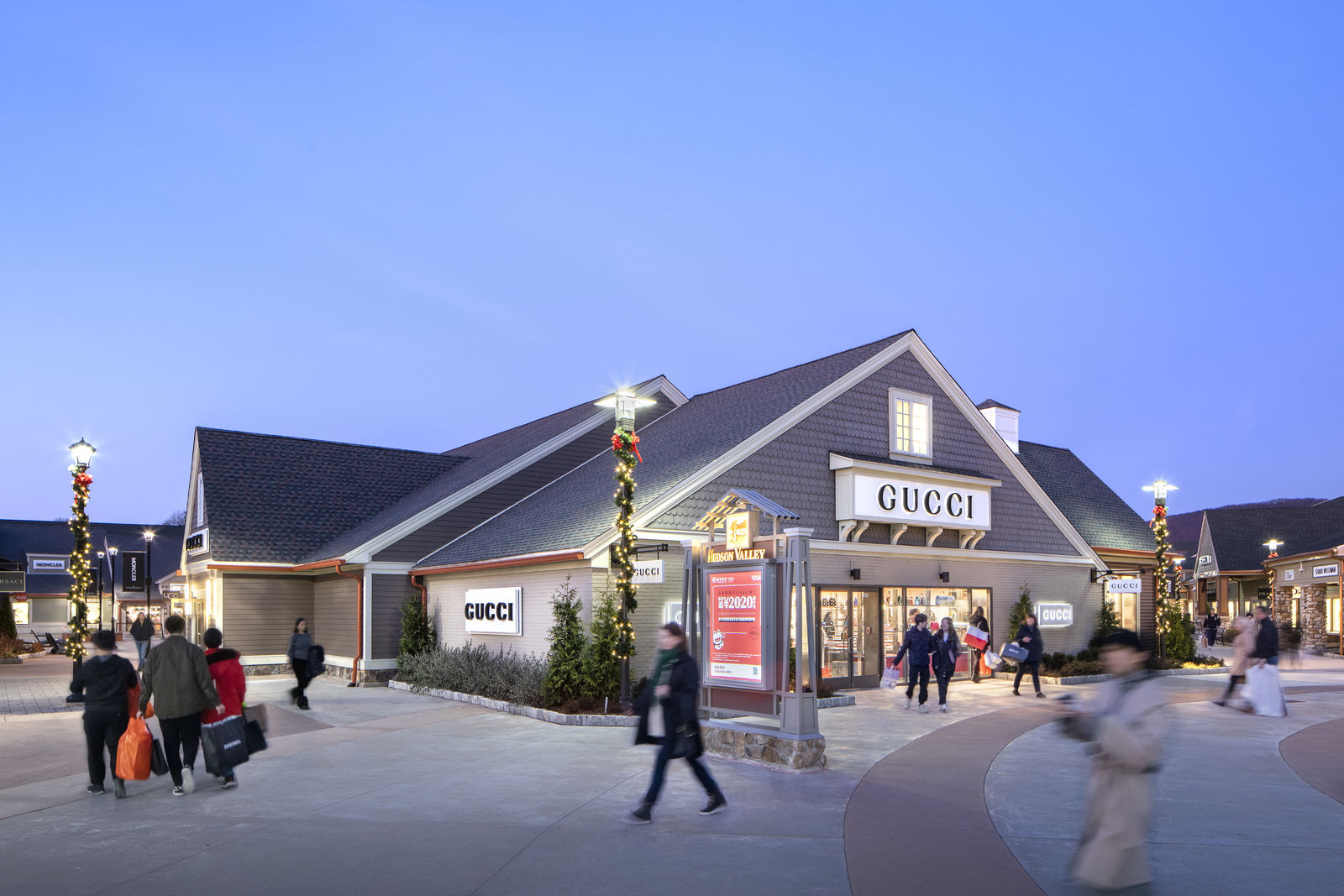 woodbury common premium outlets new york