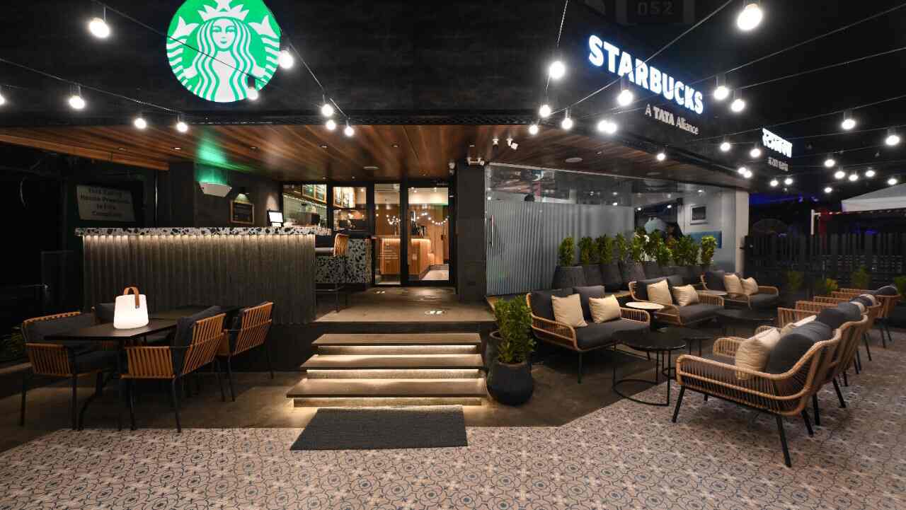 starbucks khar west