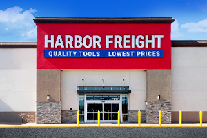 what time does harbor freight close
