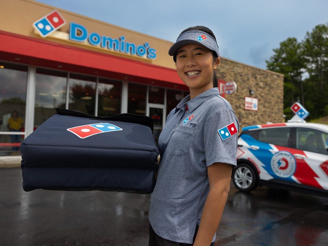 dominos pizza delivery