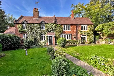 houses for sale in tettenhall wood