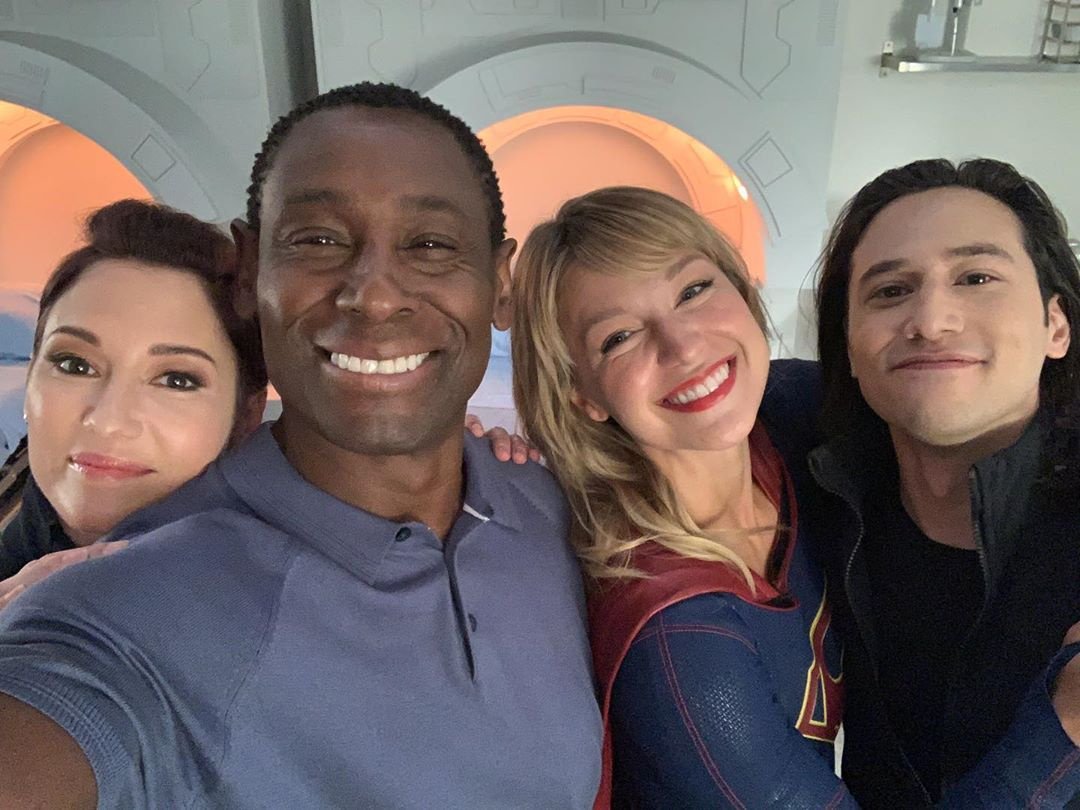 cast supergirl