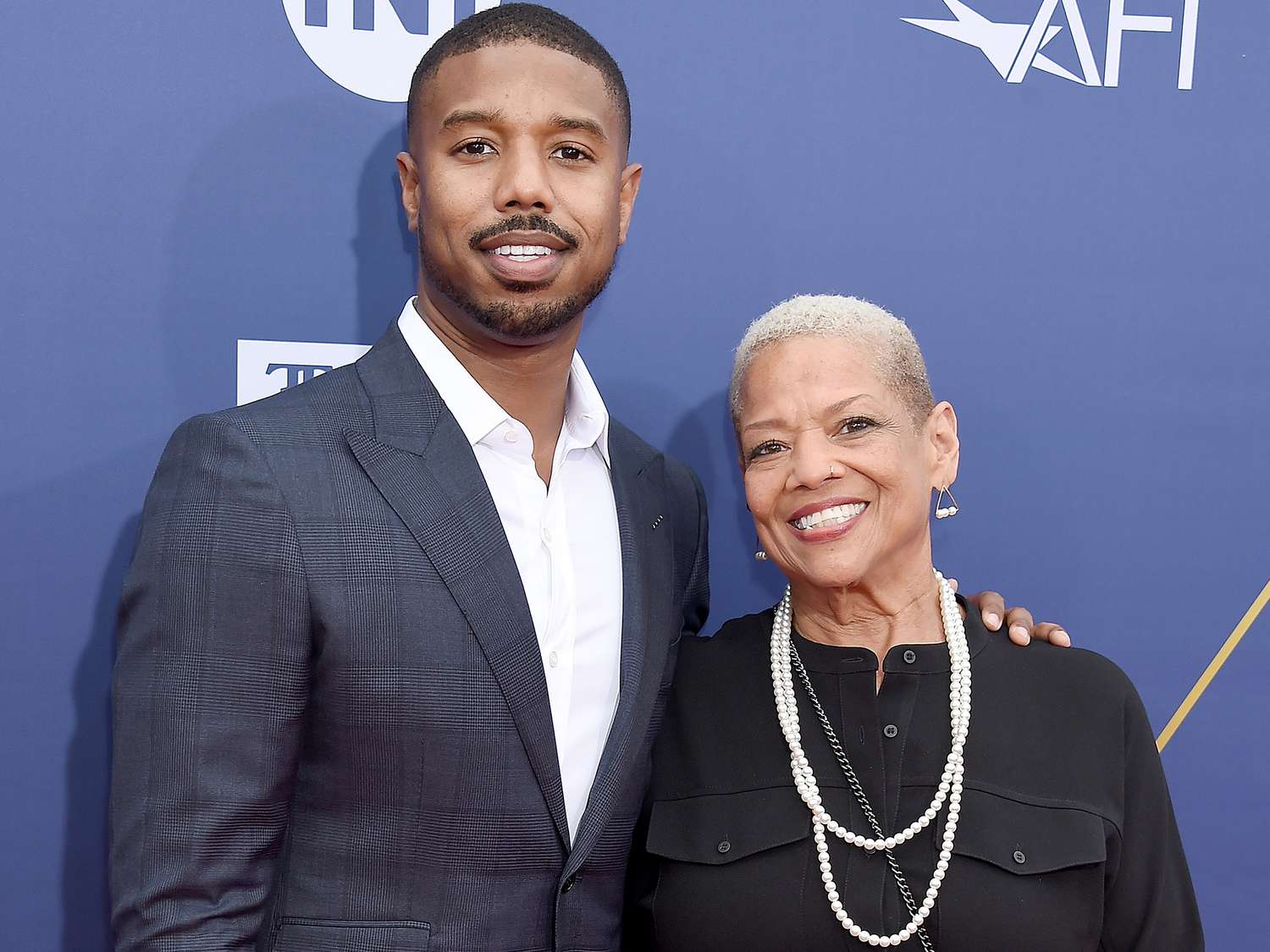 michael b jordan father