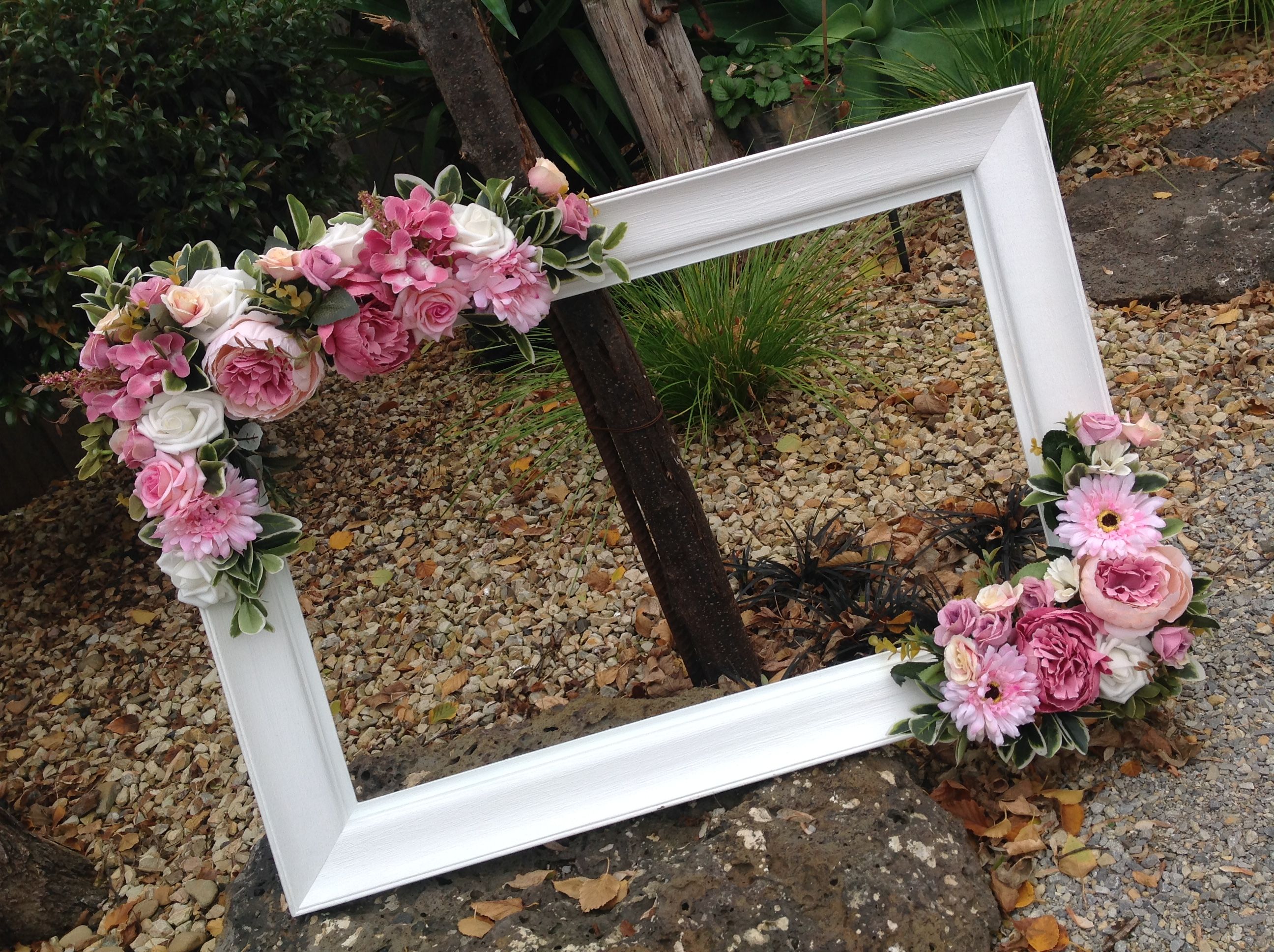 flower decoration for photo frame