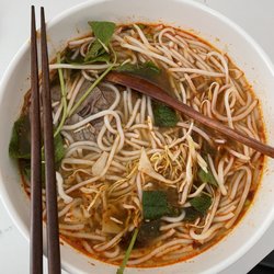 pho vietnamese food near me