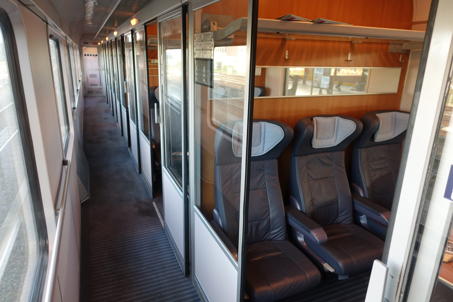 compartment vs open saloon