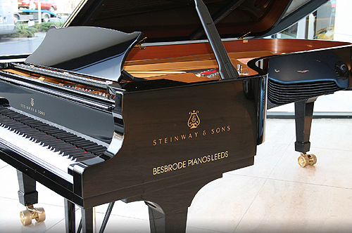 grand steinway piano price