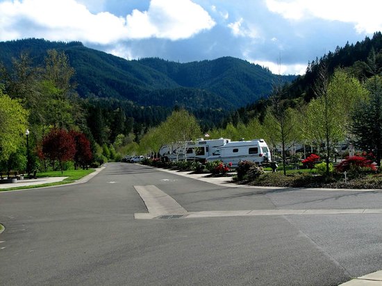 7 feathers rv park