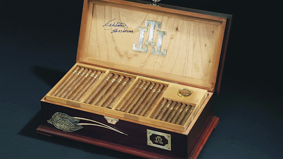 cigar auction
