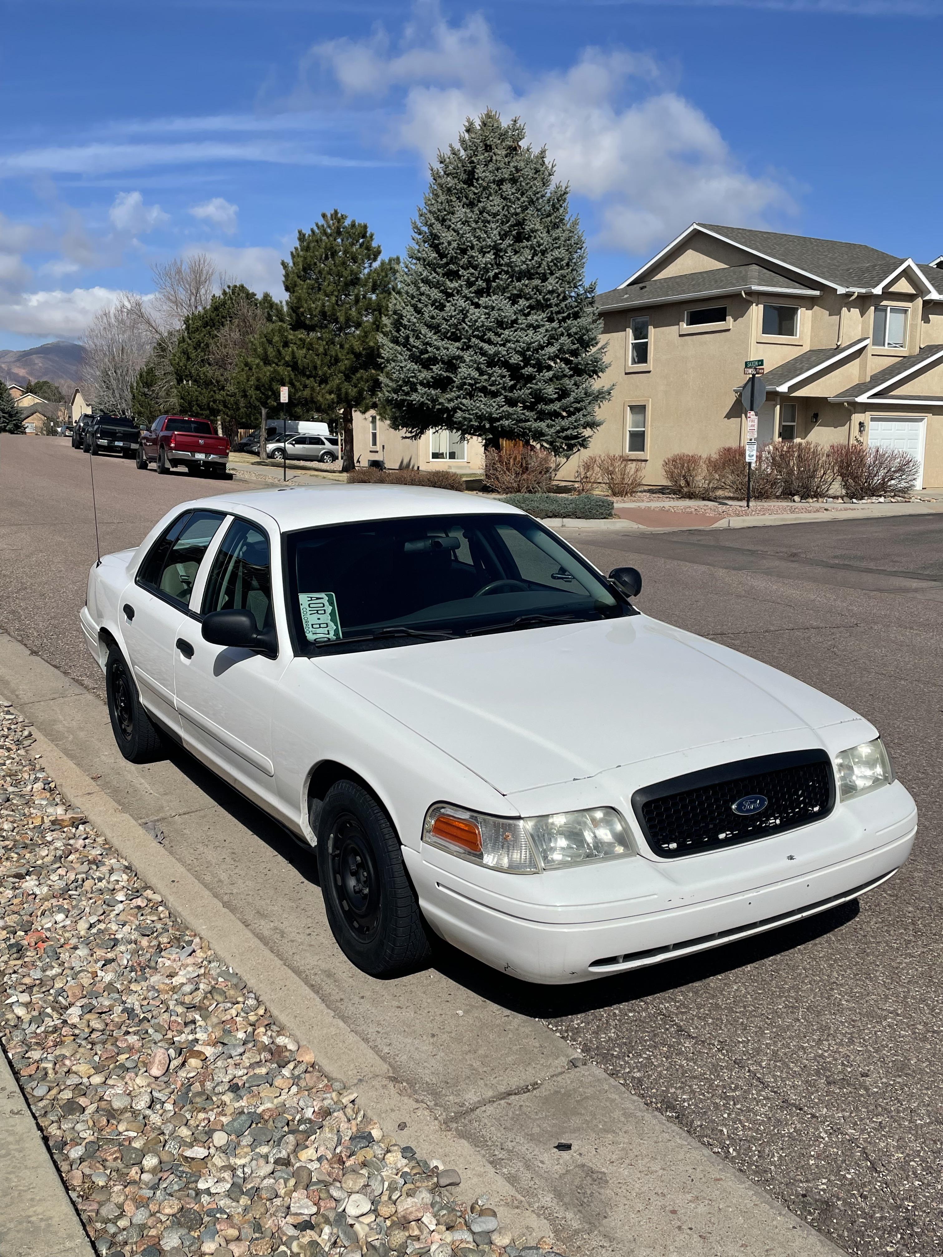 2005 crown victoria