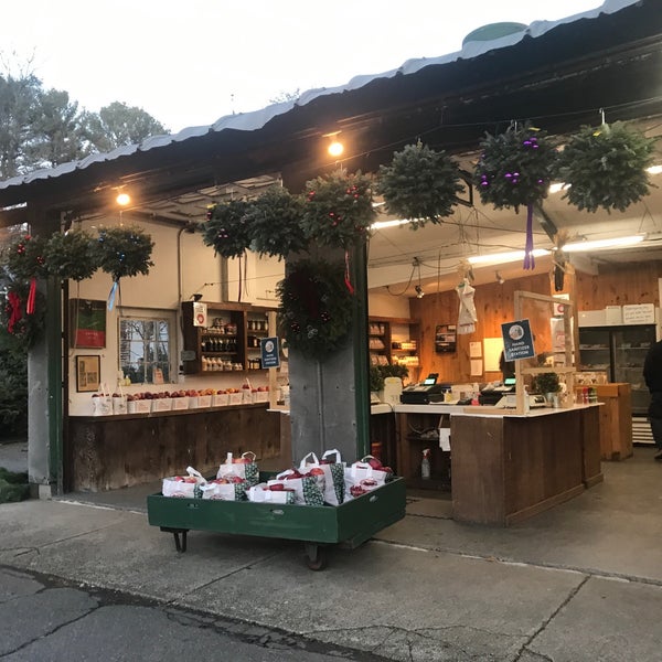 dowse farm stand