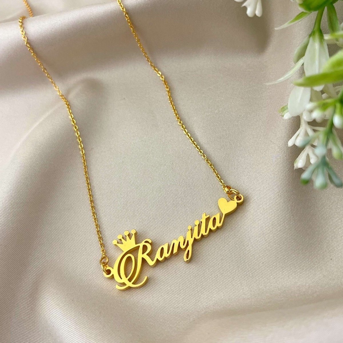 name pendant design