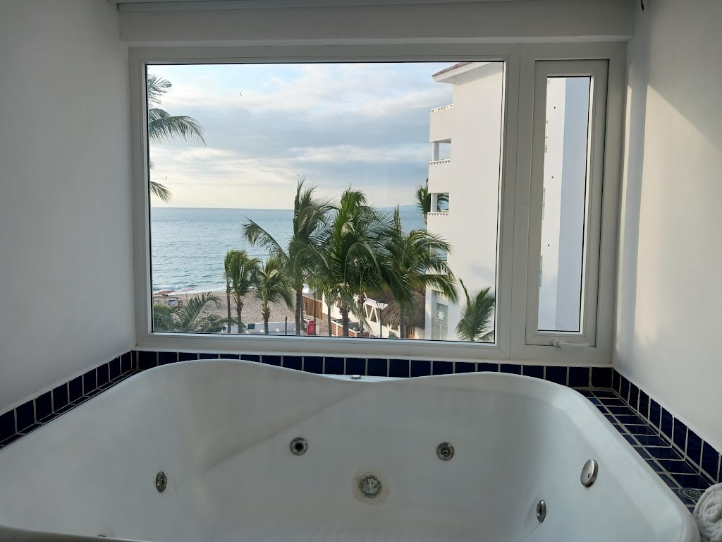 hotel buenaventura puerto vallarta reviews