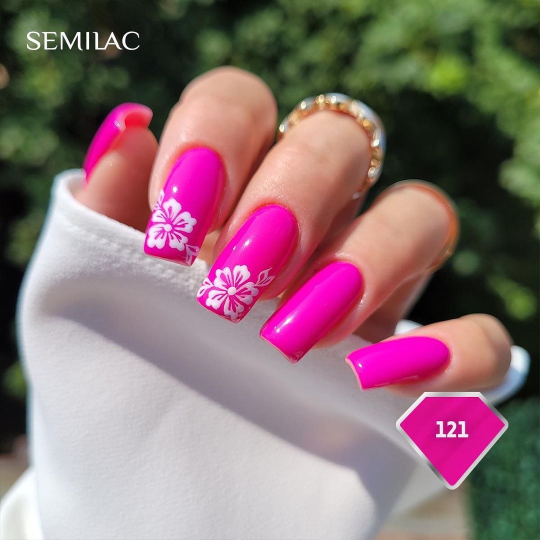 fuchsia nail designs