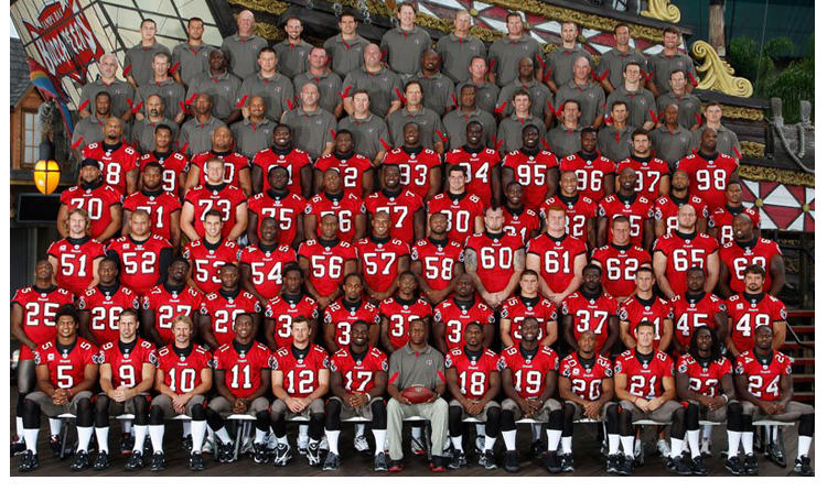 tampa bay bucs 2010 roster