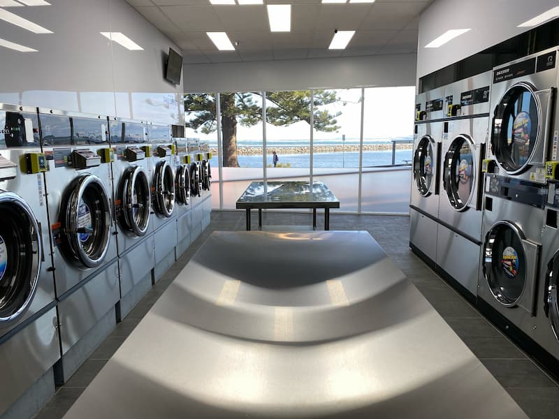 laundromat taree