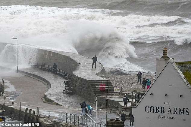 met office lyme regis