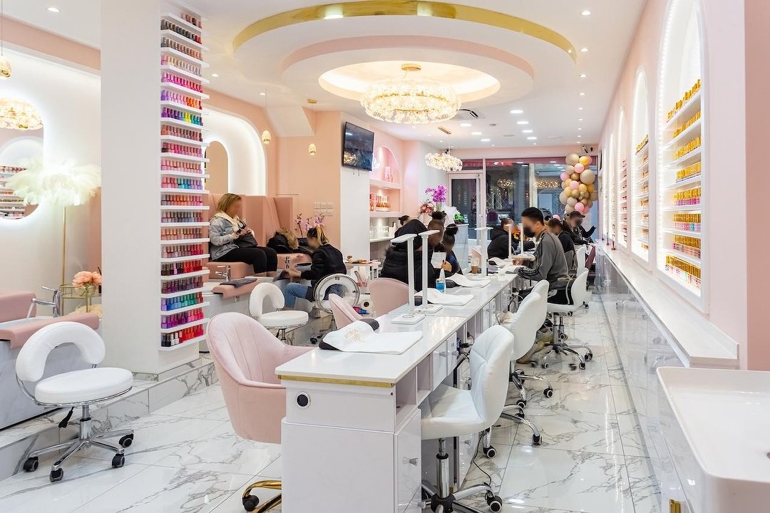 nail salon nottingham city centre