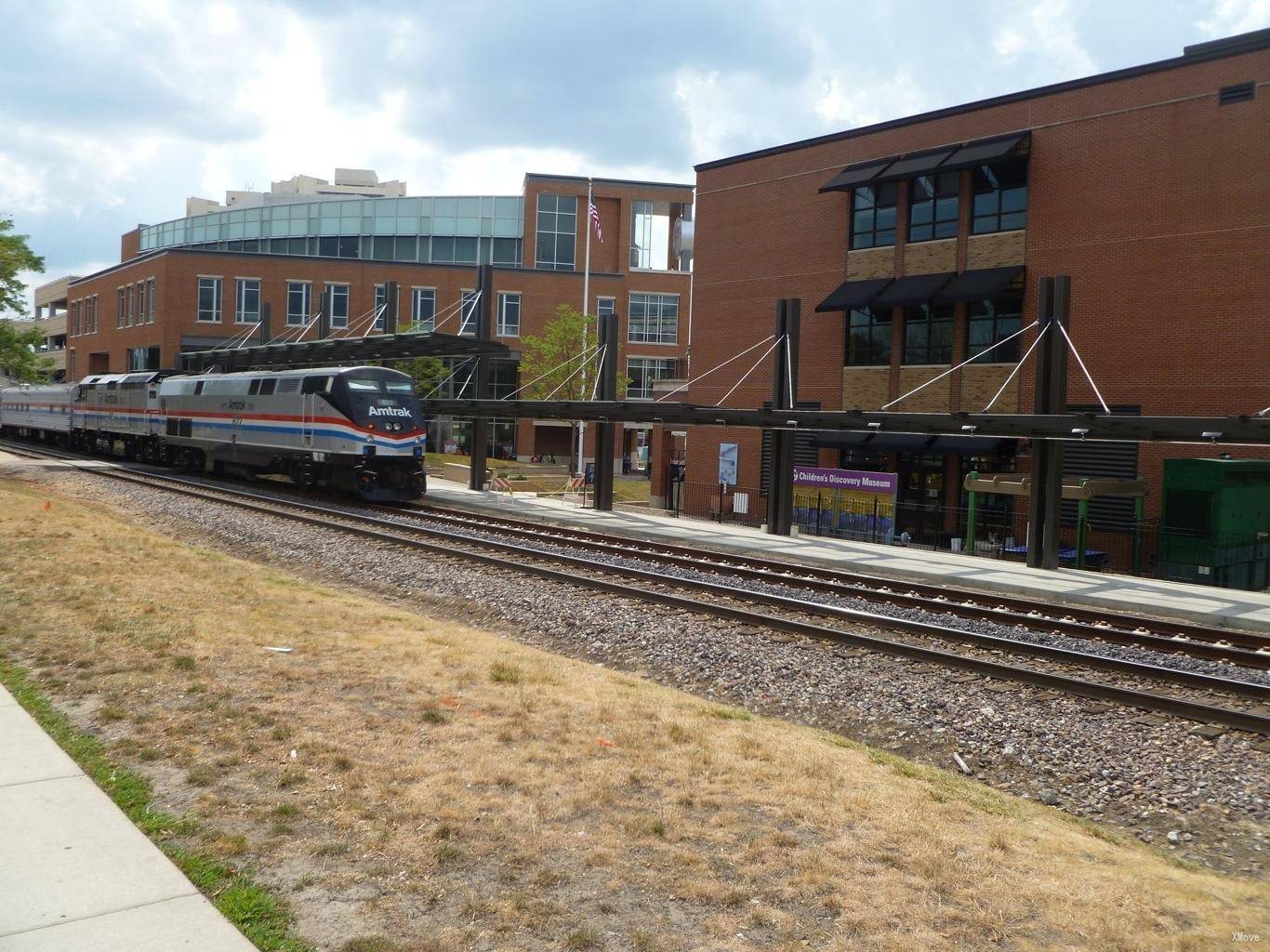 train station bloomington il