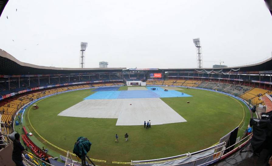 weather m chinnaswamy stadium