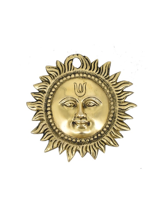 sun wall hanging vastu