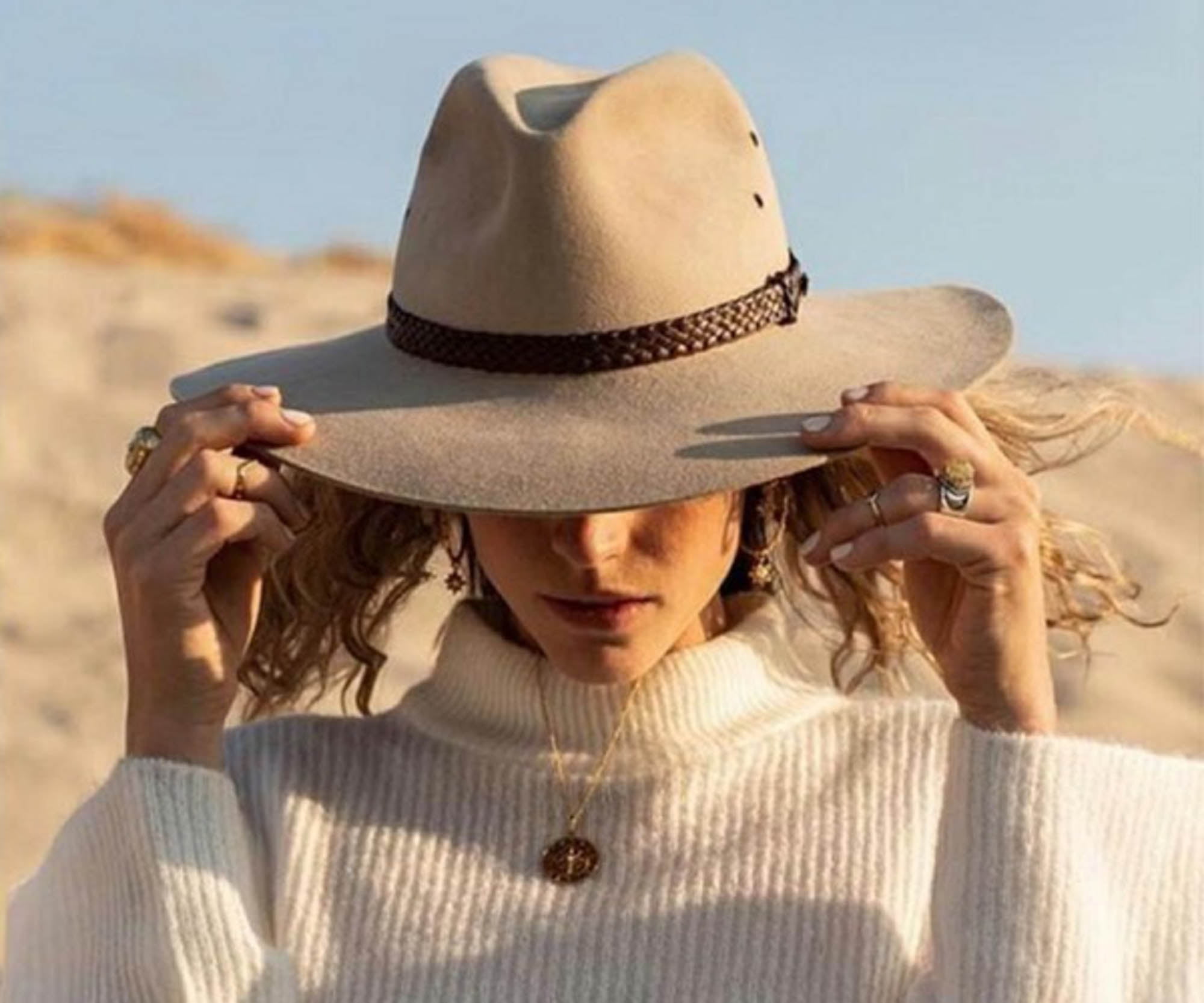 womens akubra hat