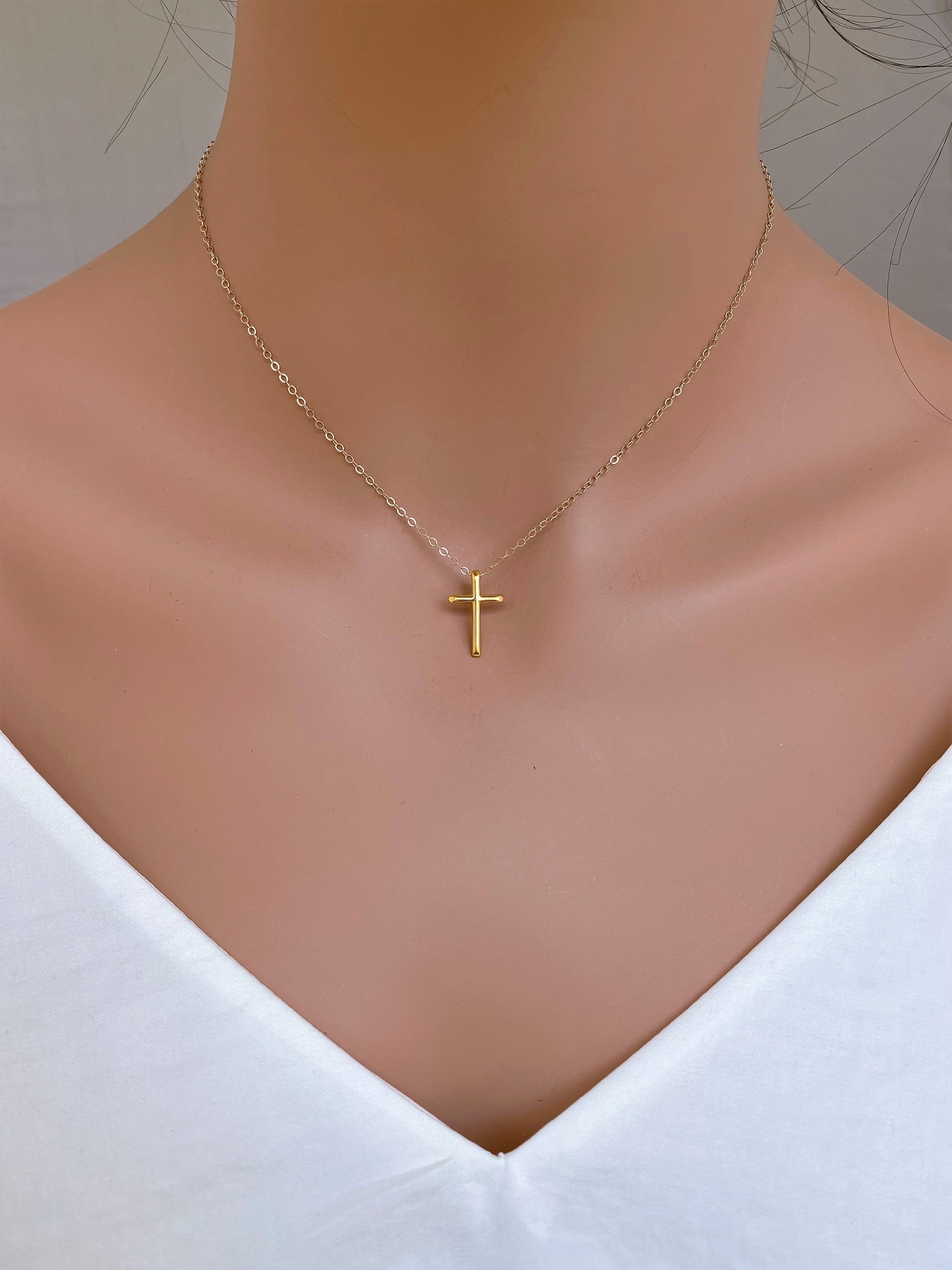 female cross necklace