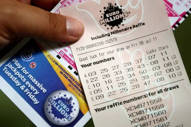 do you get anything for two lucky stars on euromillions