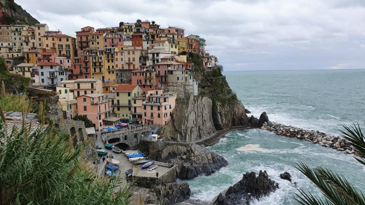 cinque terre weather