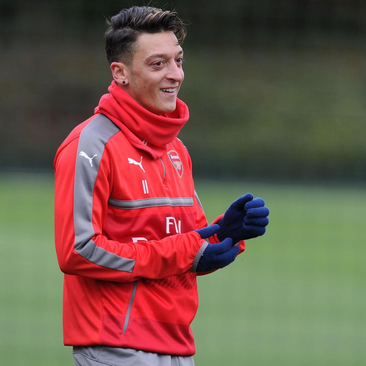 ozil style of play