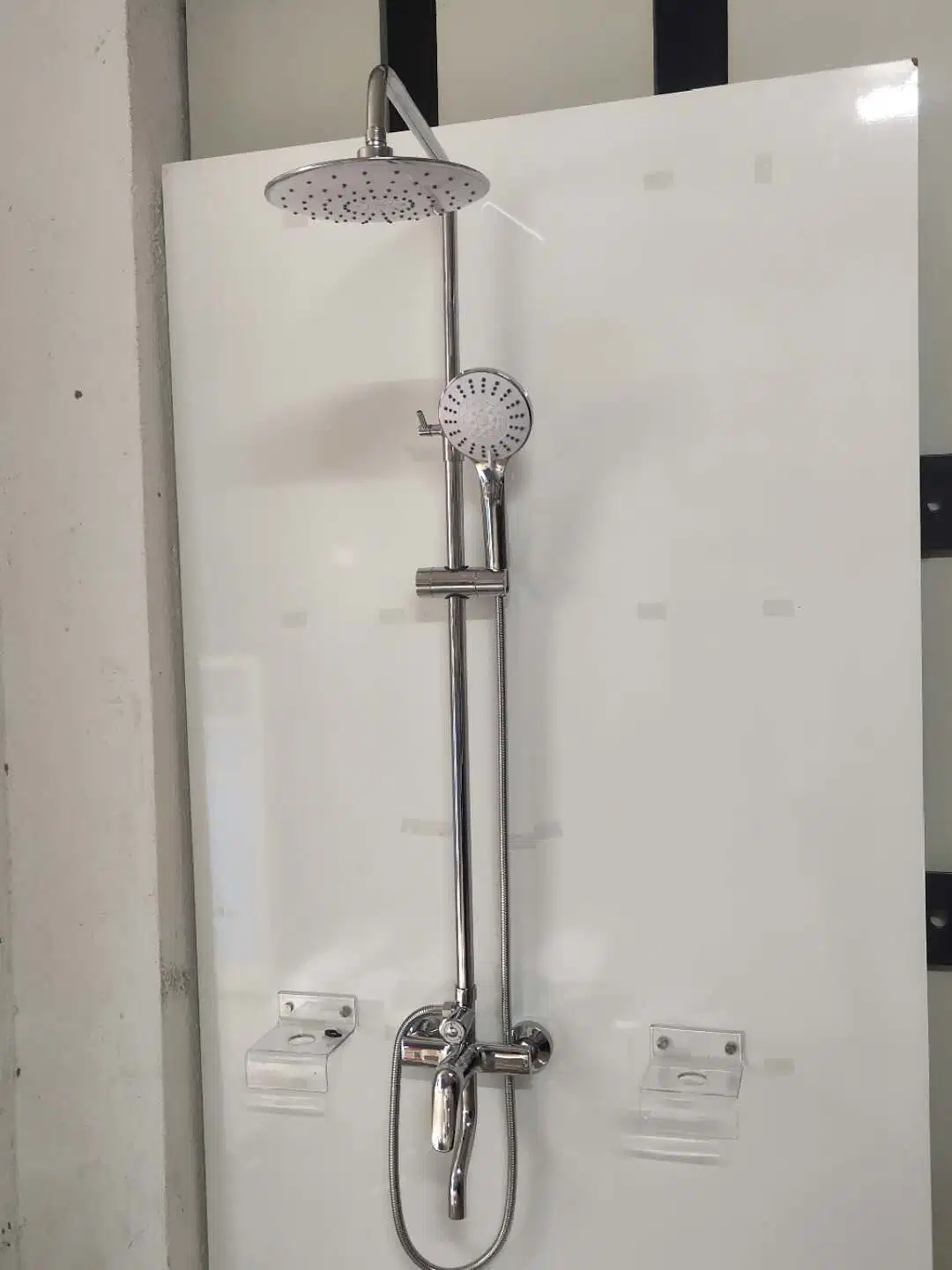 mineral stream shower head