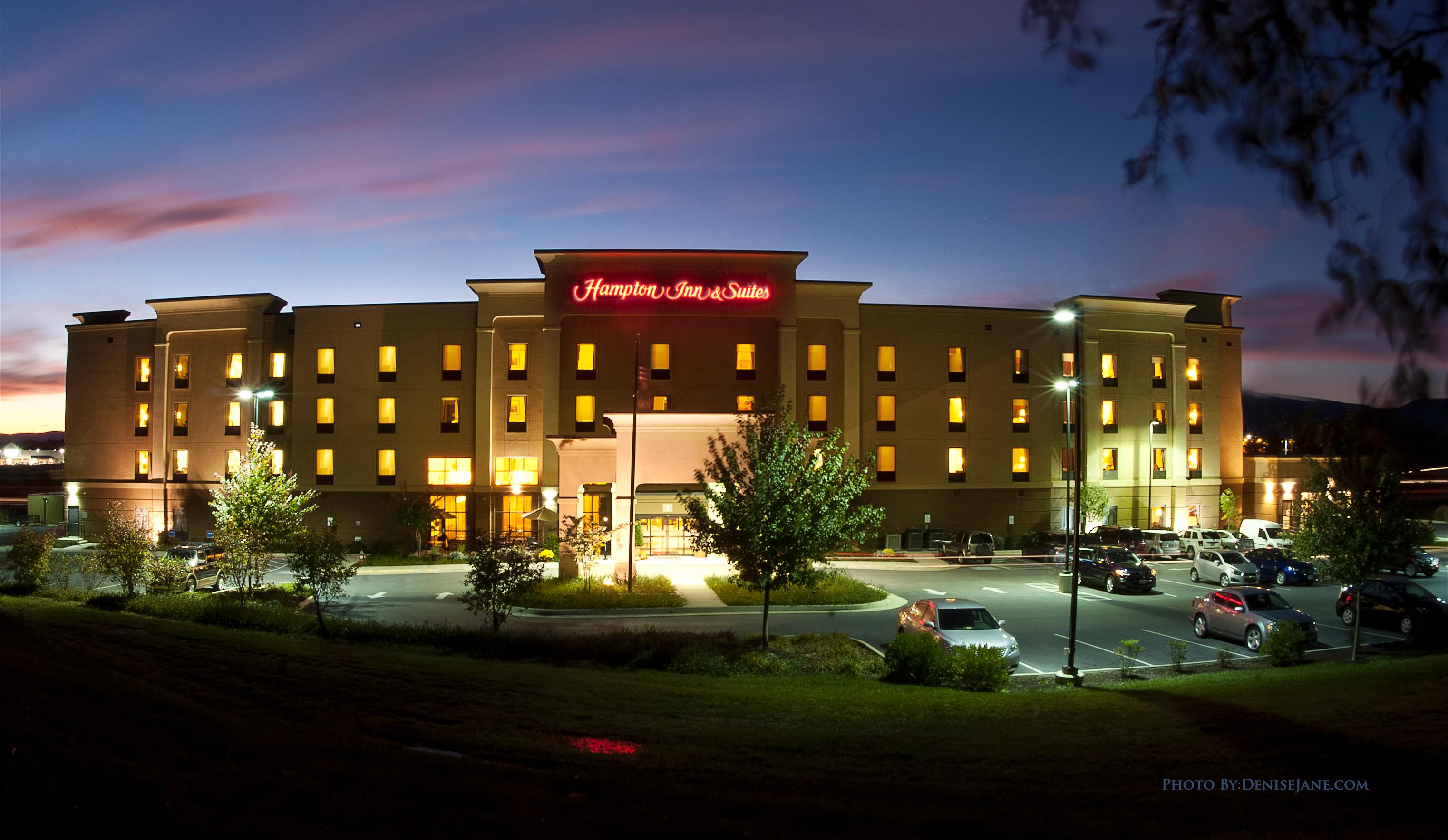 how much is hampton inn per night