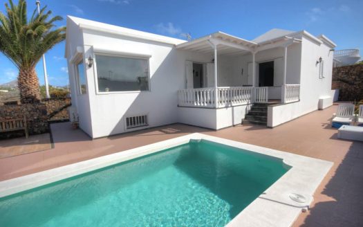 villas for sale in puerto del carmen