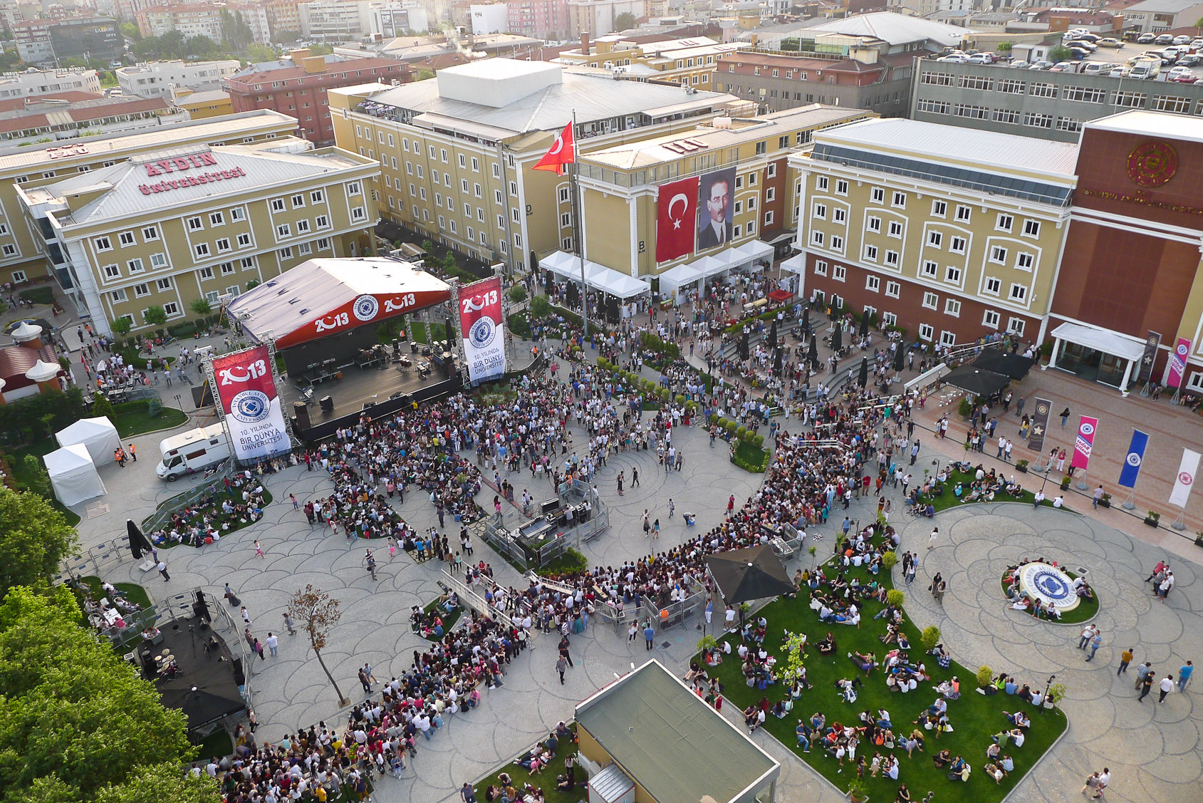 aydın üniversitesi