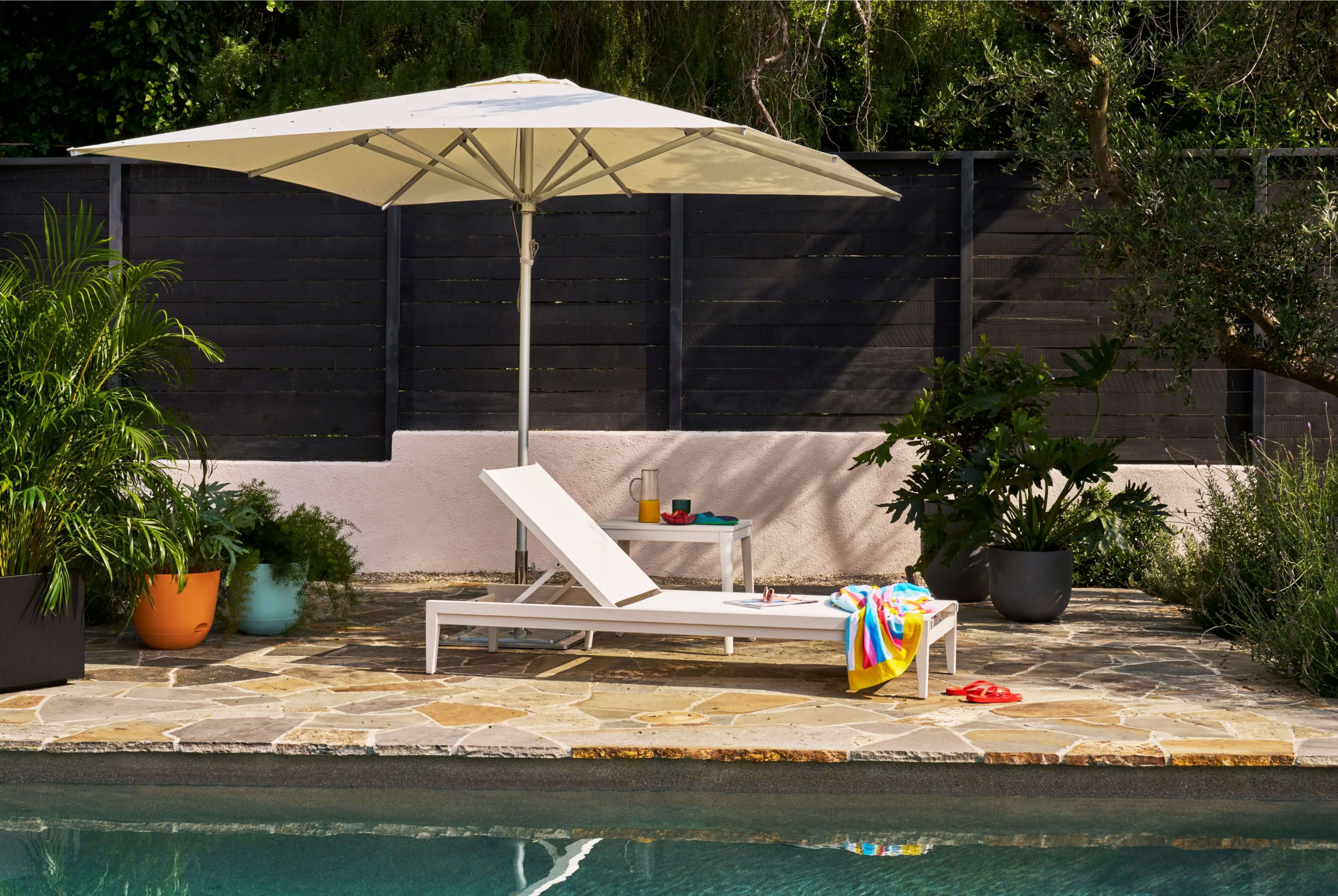 swimming pool umbrella