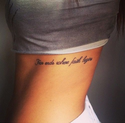 tatuajes en la costilla frases