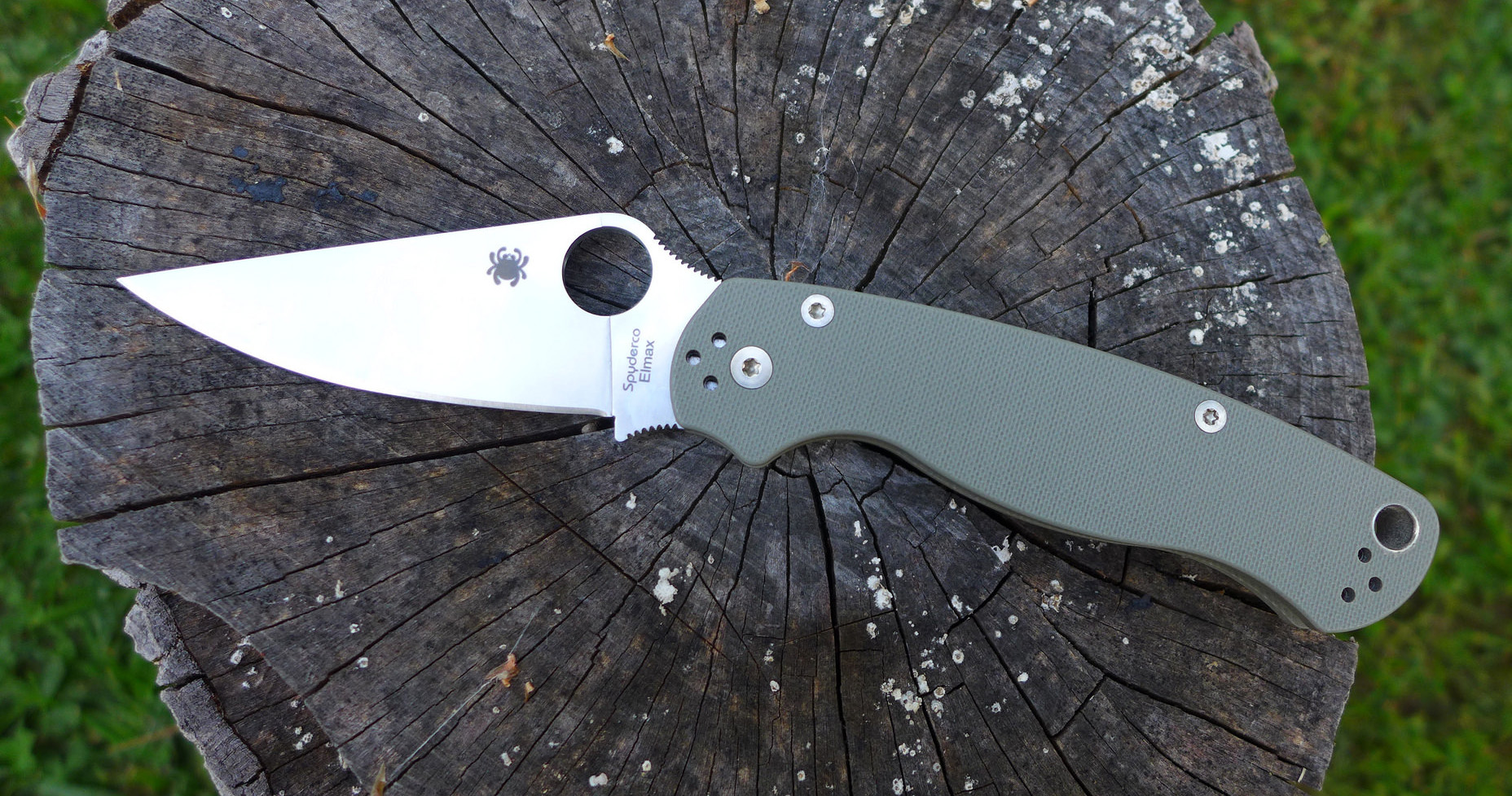 paramilitary knife