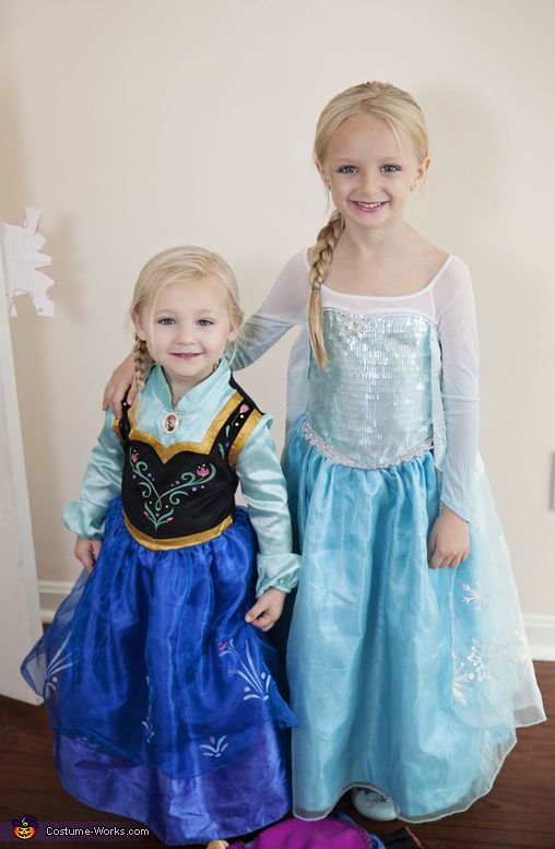 elsa and anna outfits