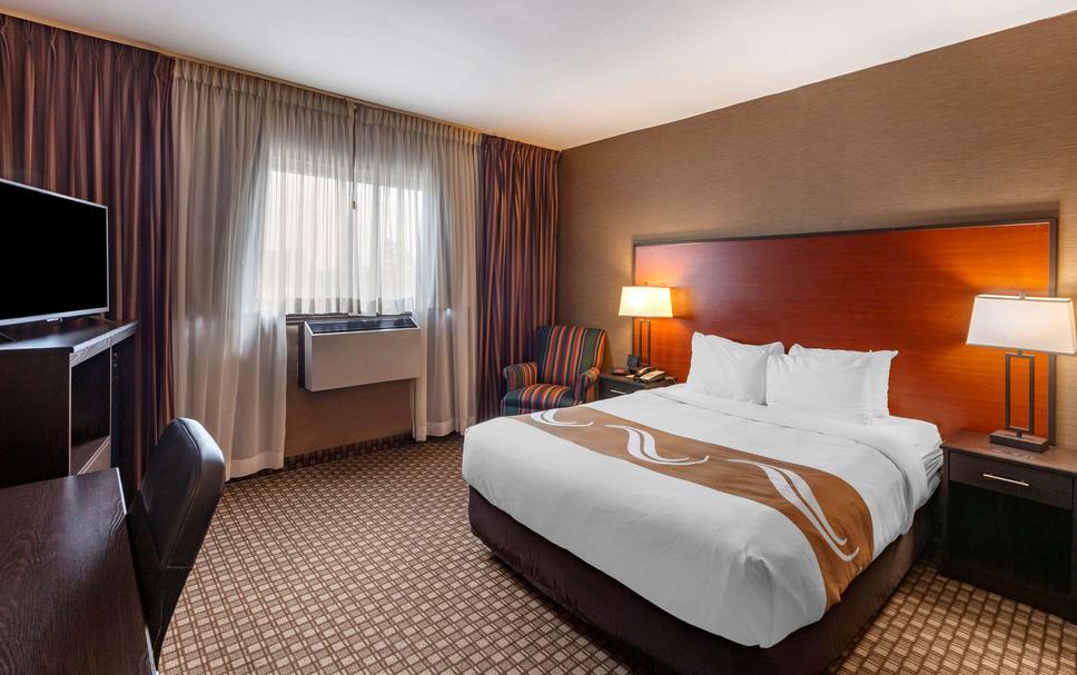 quality inn and suites toronto airport