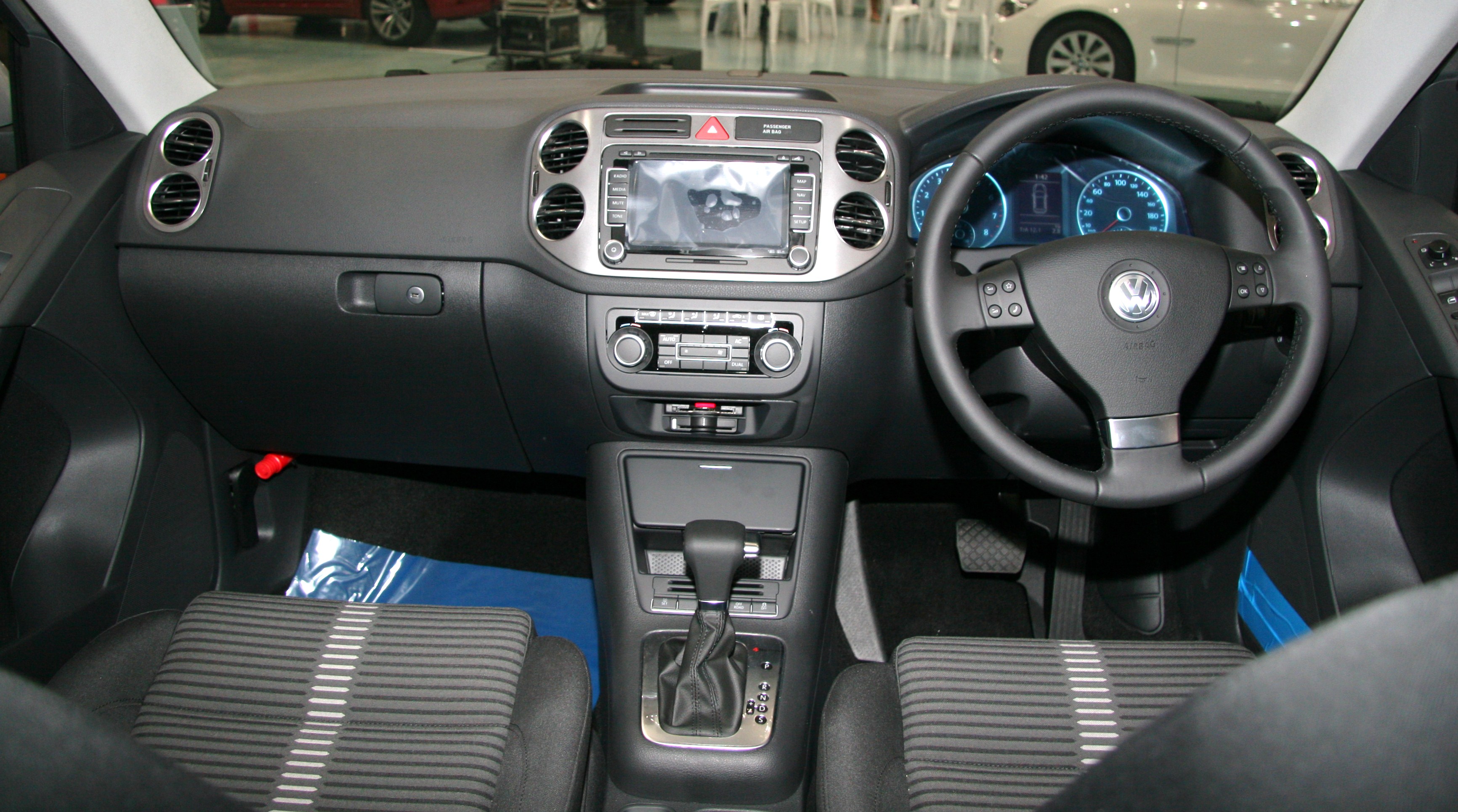 interior tiguan 2010