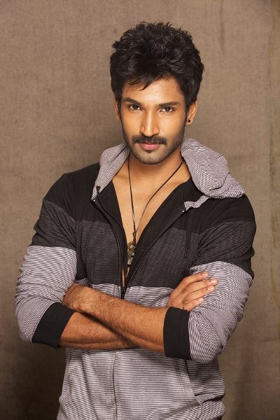 actor aadhi tamil movies