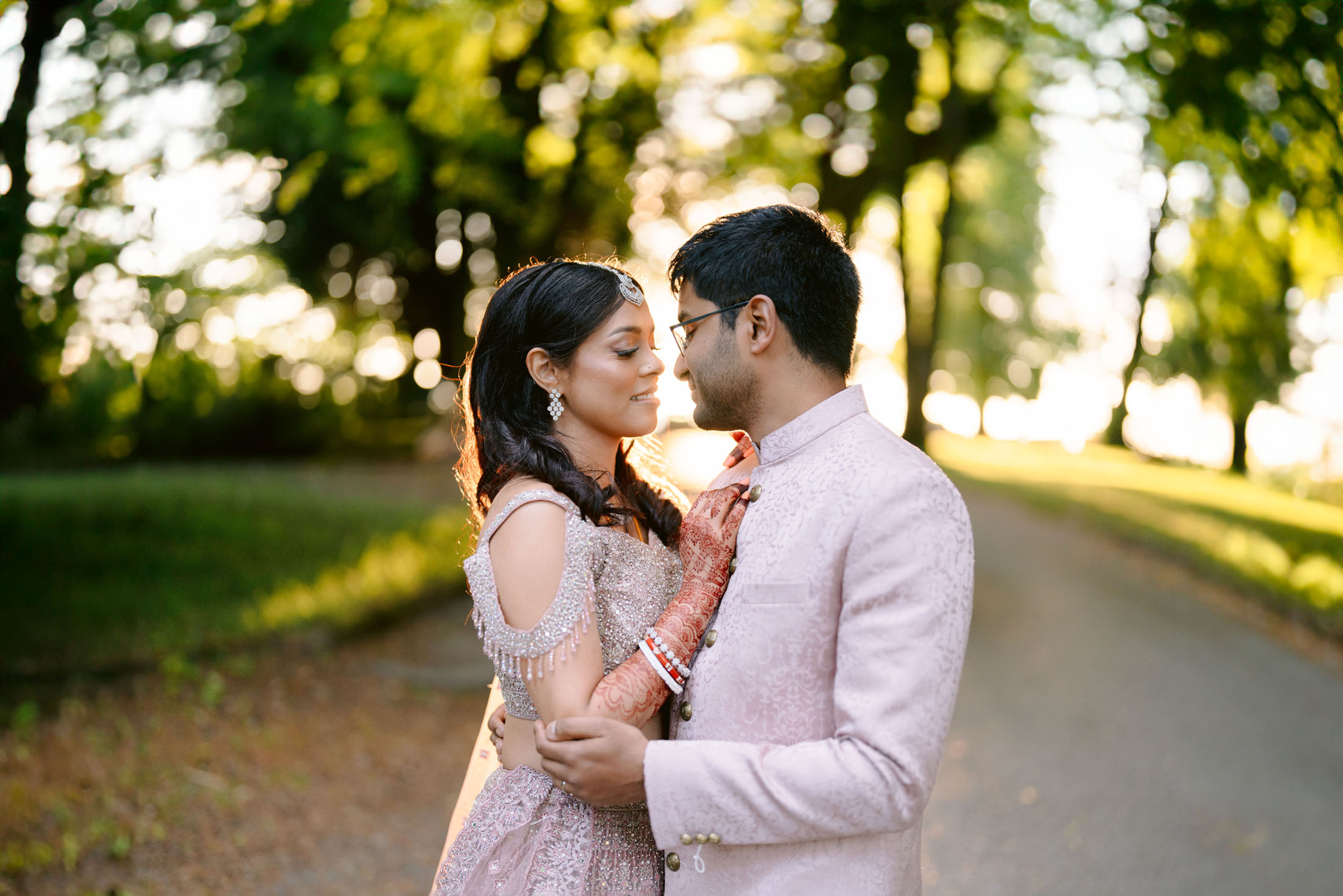 photoshoot tamil wedding photo poses