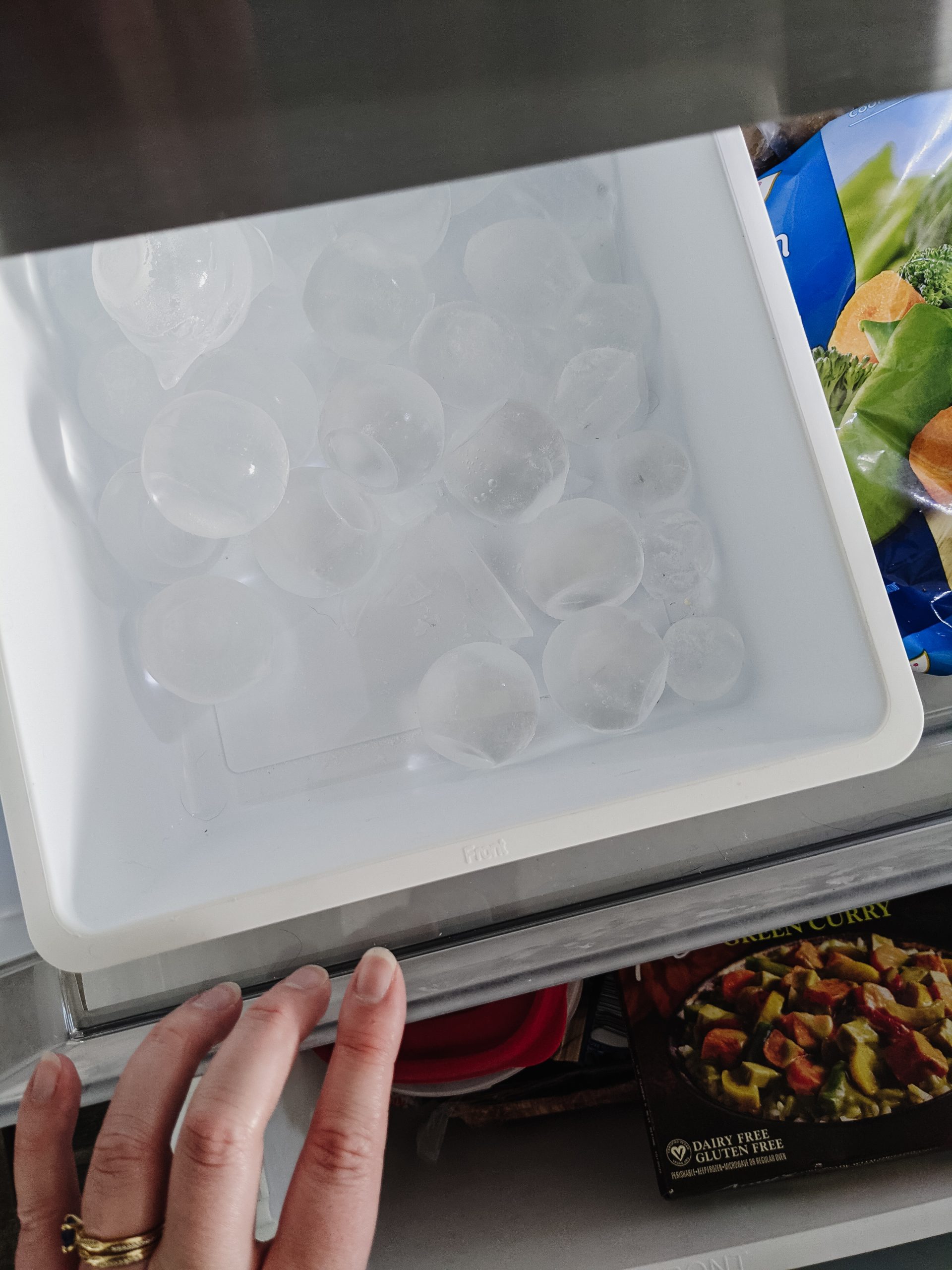 lg fridge round ice cubes