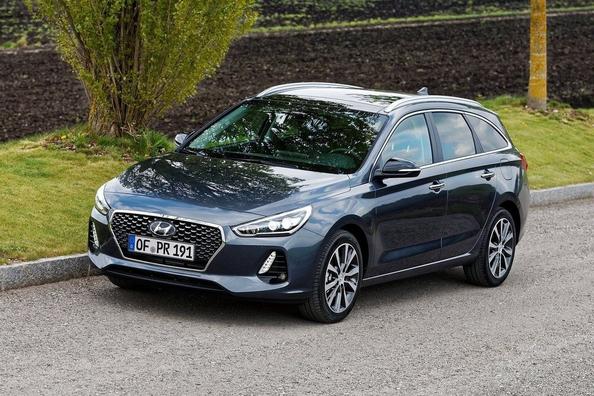 hyundai station wagon i30