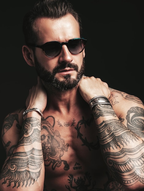 tatouage homme mode