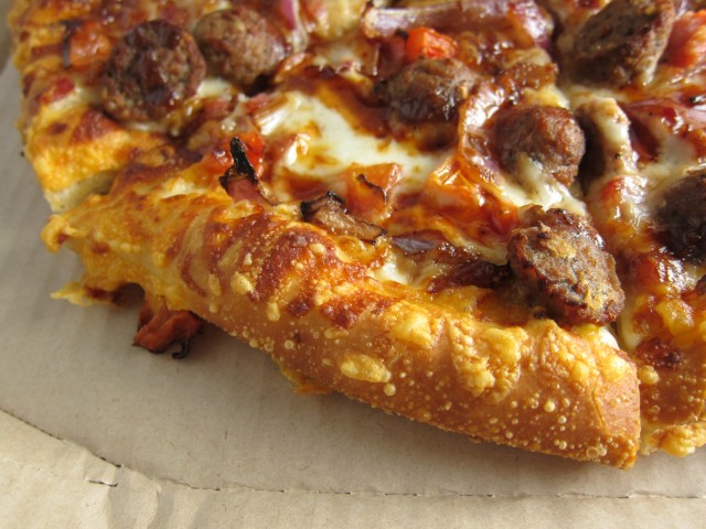 double bacon cheeseburger pizza hut