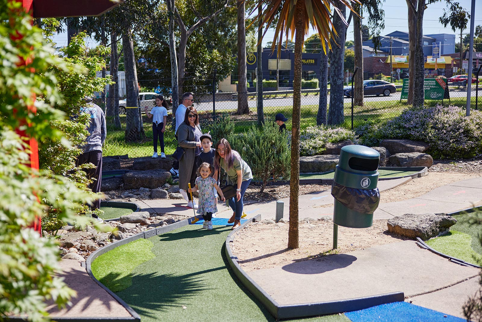 mini golf bundoora