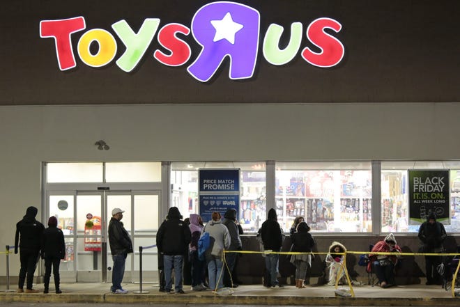 dartmouth toys r us