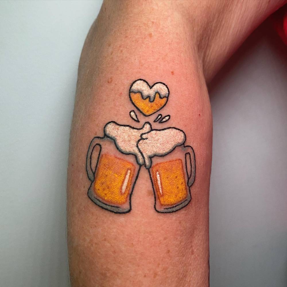 tatuaje de tarro de cerveza