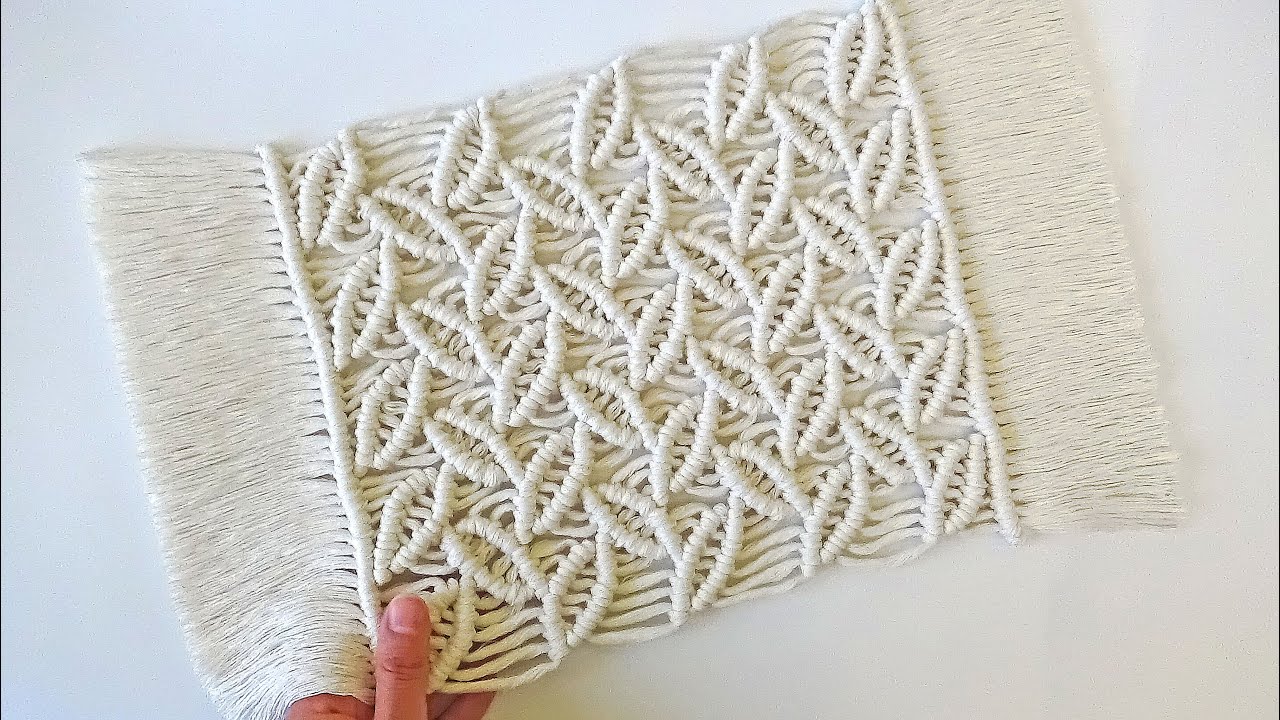 macrame table mat